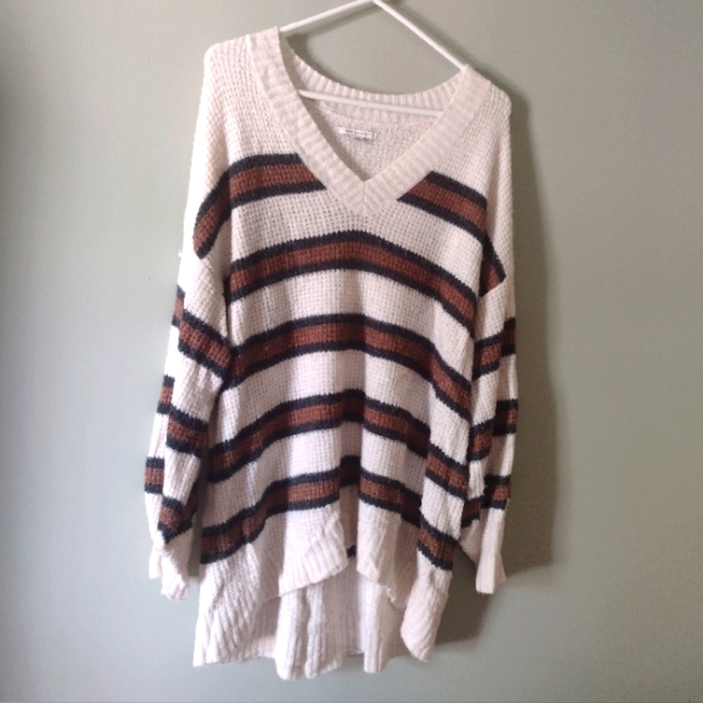 American Eagle Sweater - Picture 1 of 4